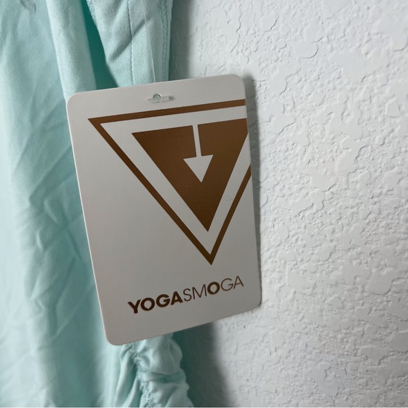 Yogasmoga Women Short Sleeve Athletic Top Size L - Picture 4 of 6